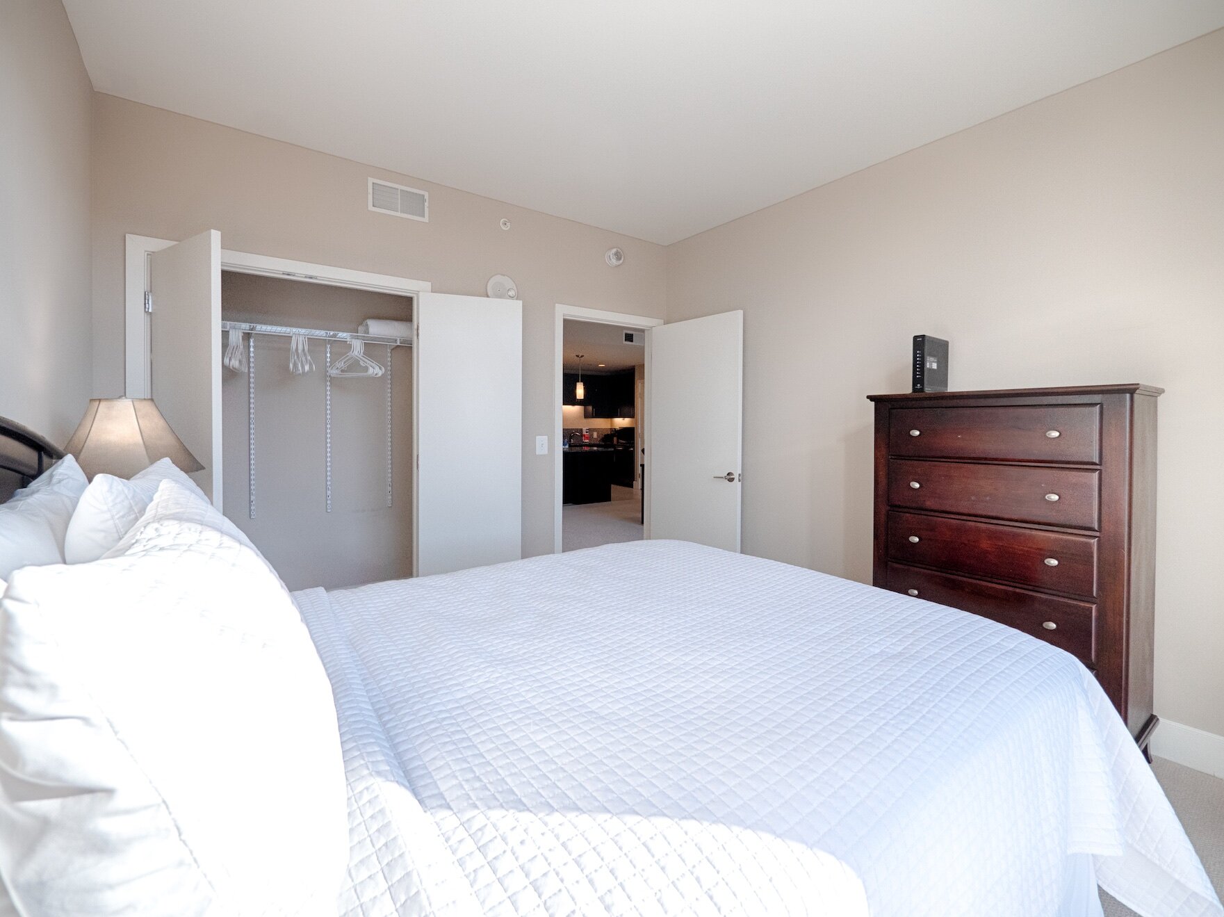 second bedroom 2.jpg