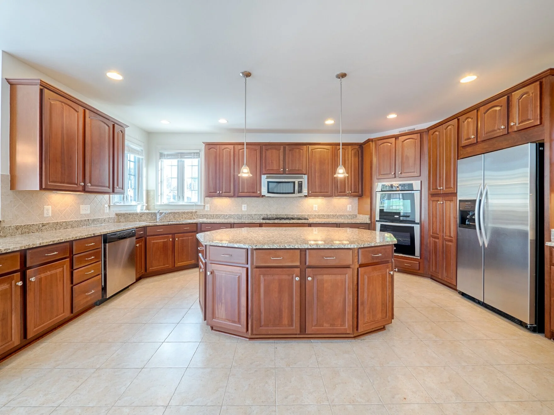 kitchen1.jpg