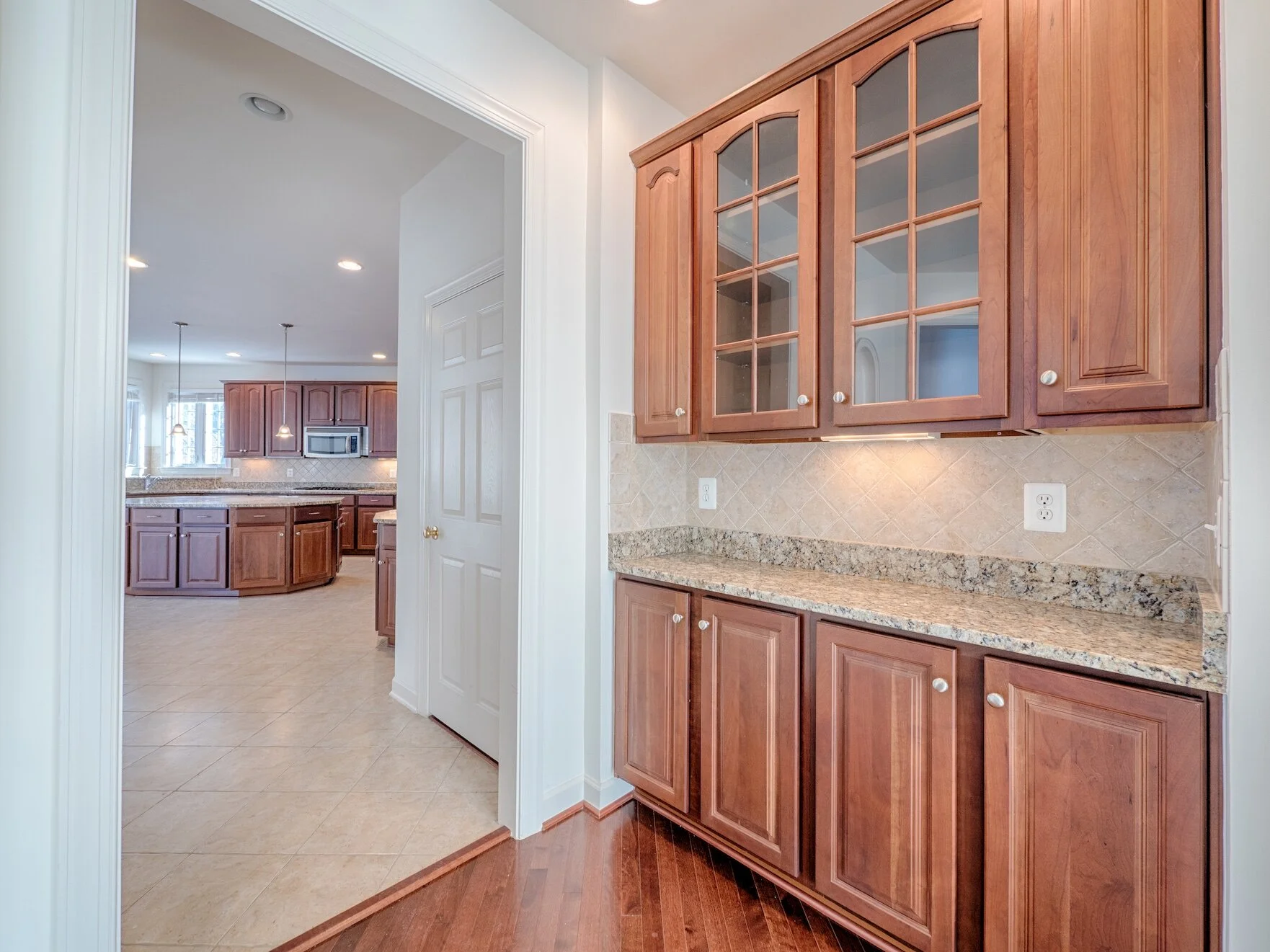 kitchen nook.jpg