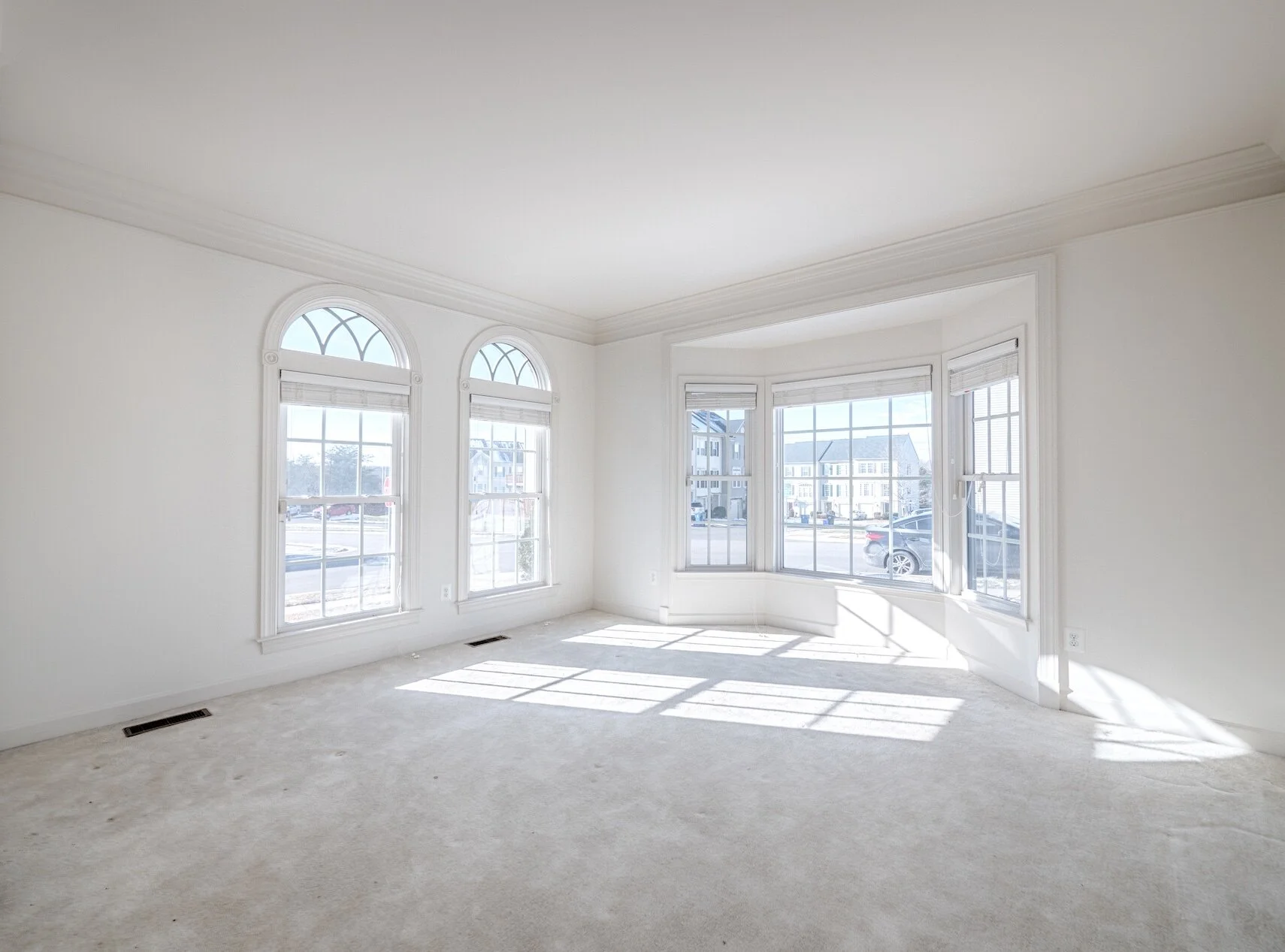 living room 1.jpg