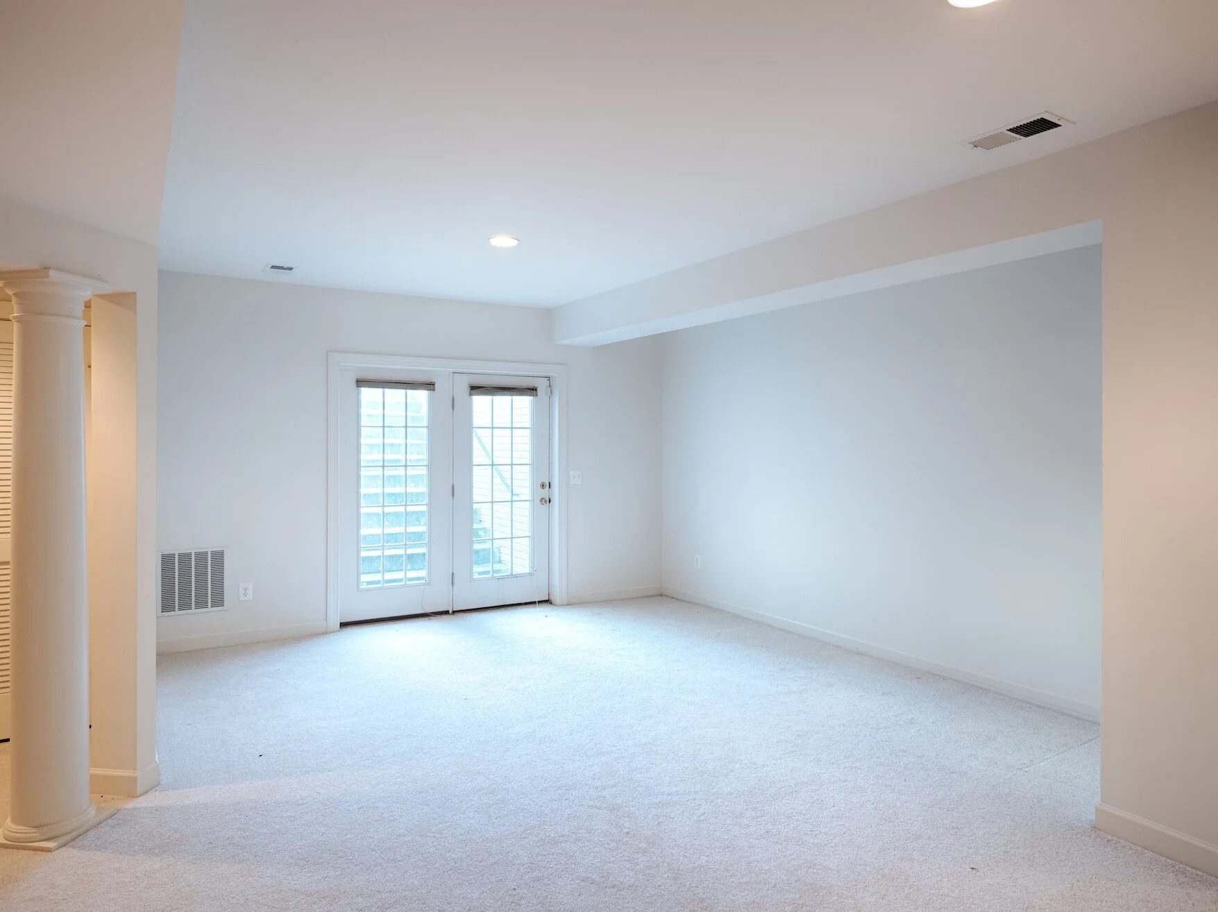 walk up rec room.jpg