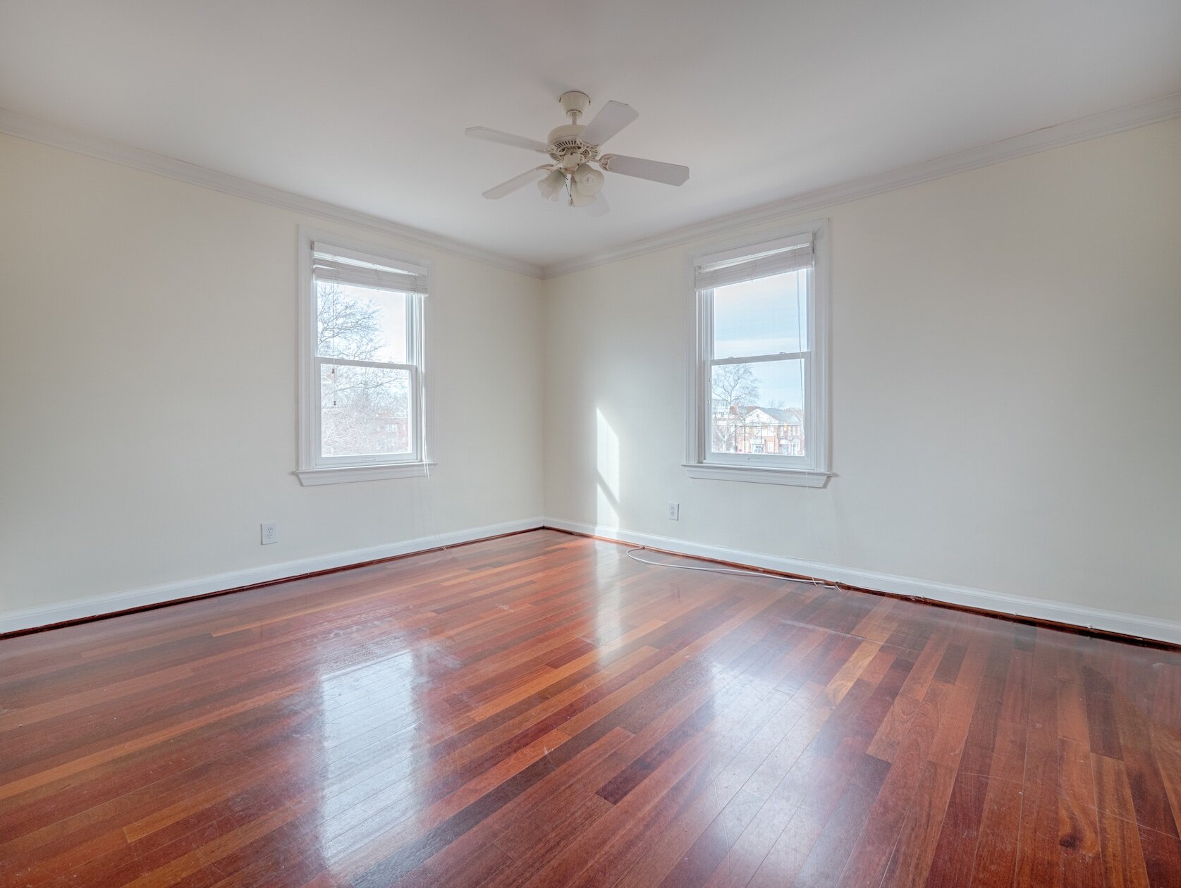 bedroom2.jpg