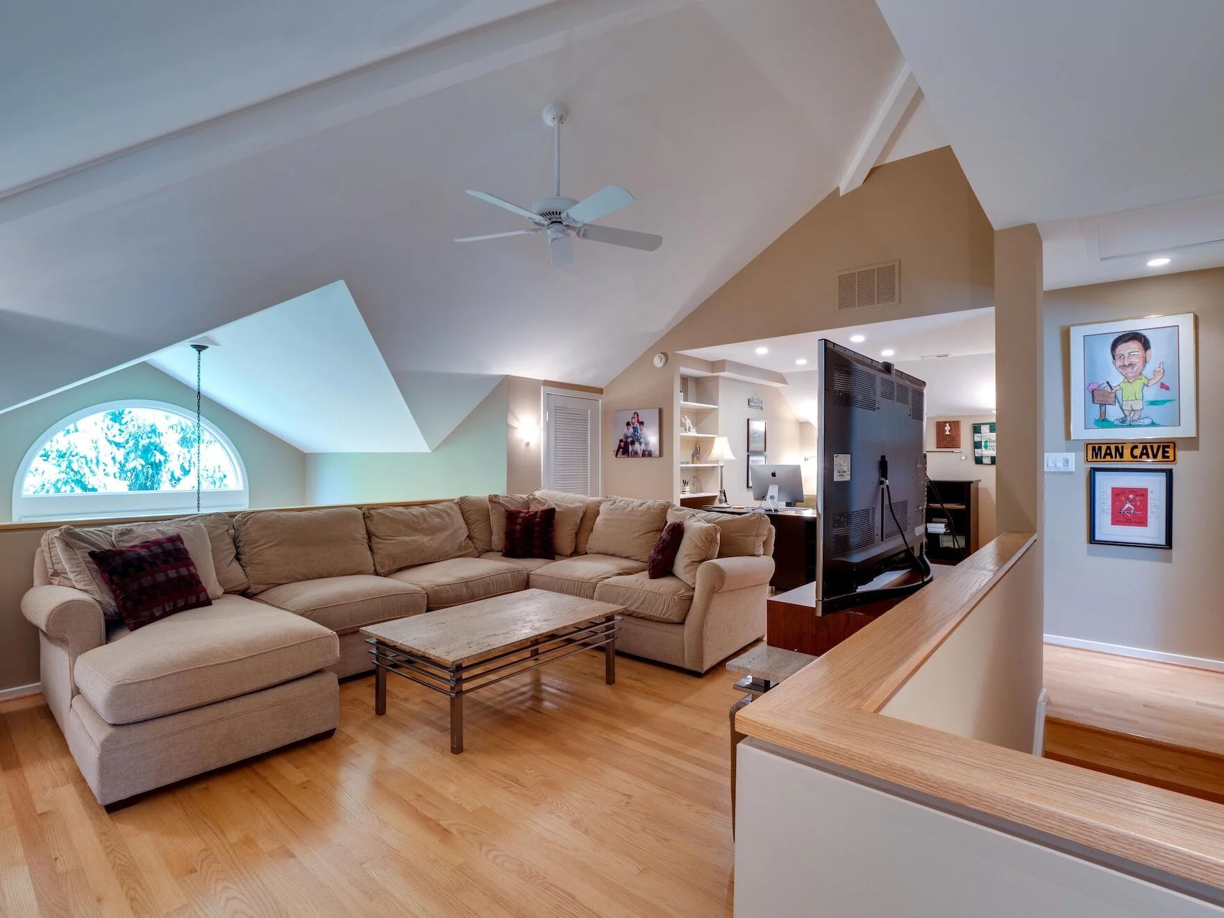 27 - Loft.jpg