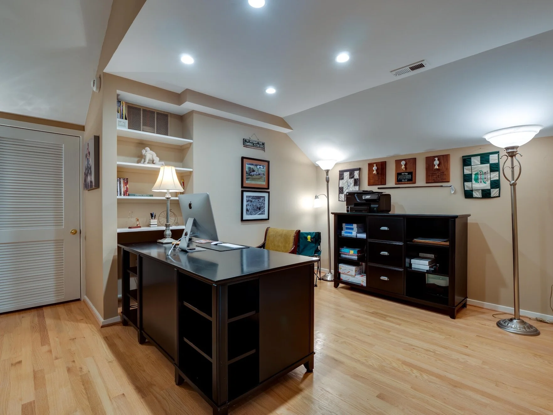 28 - Loft Office.jpg