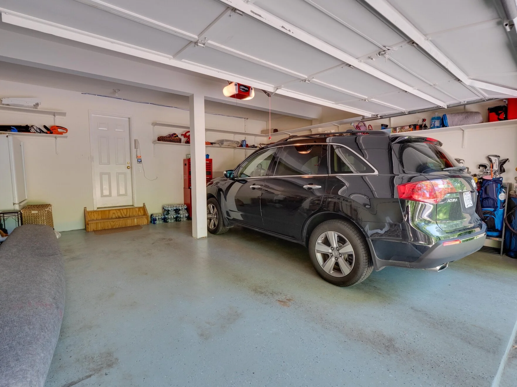 36 - Garage.jpg