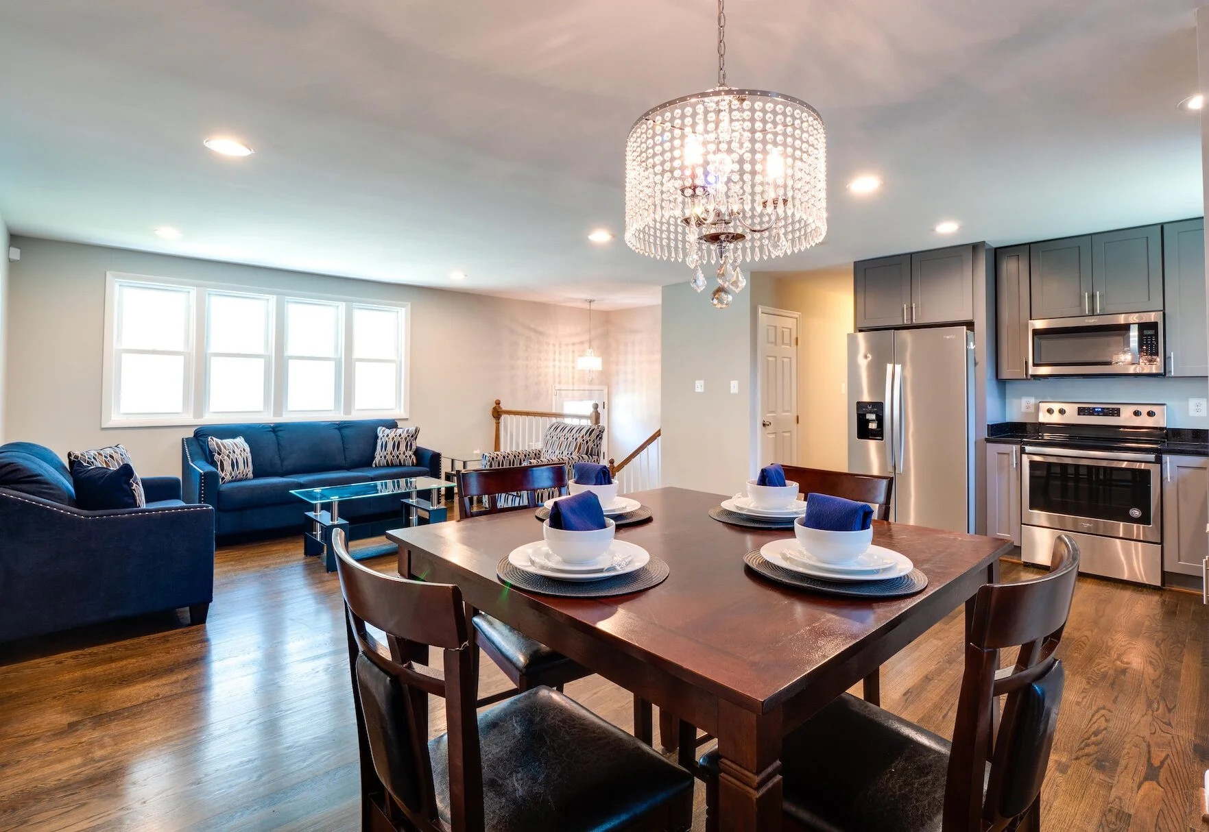 07 - Dining Room.jpg