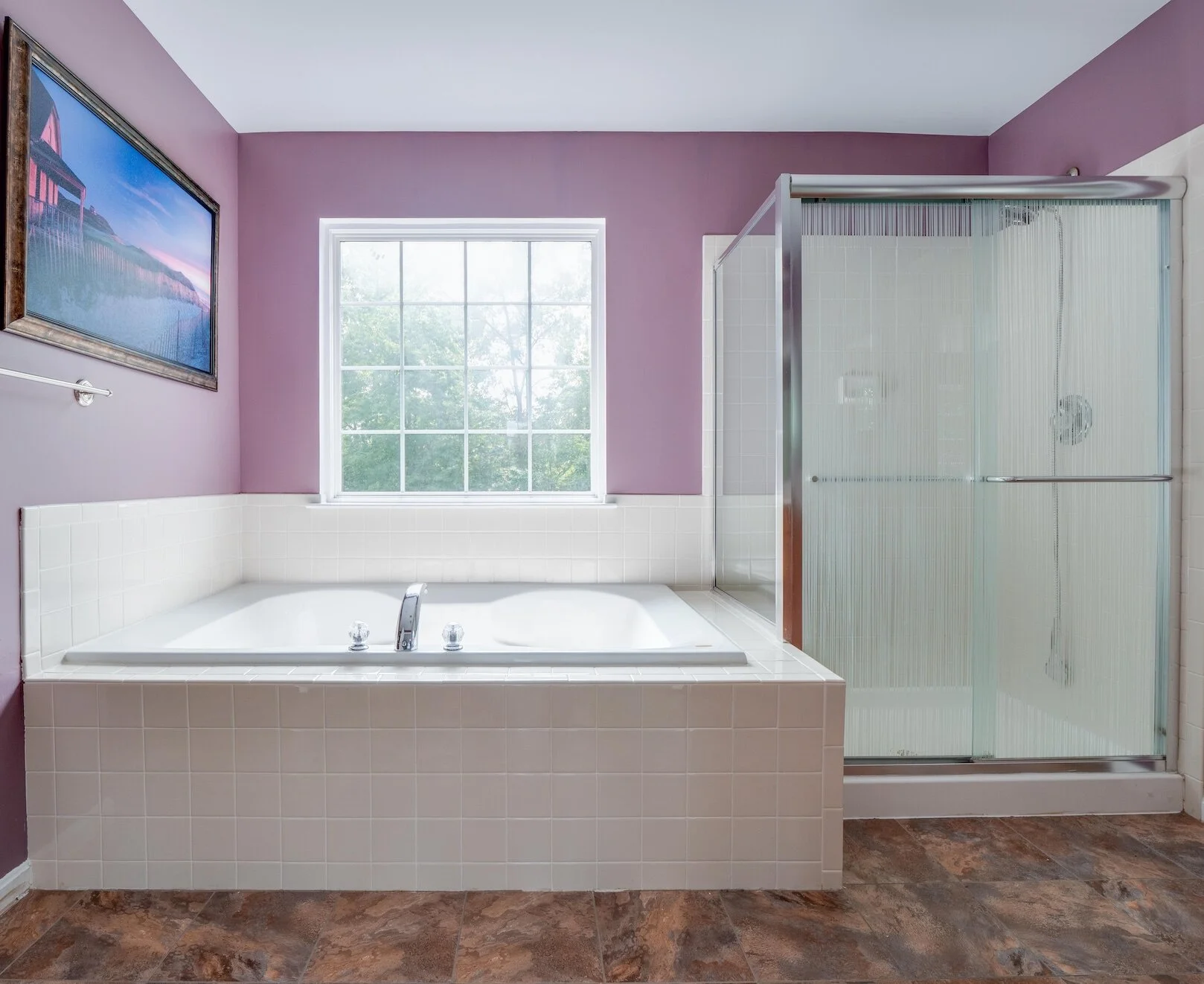 30 - Master Bathroom.jpg
