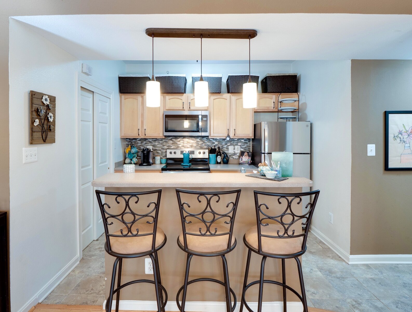 11 - Kitchen.jpg