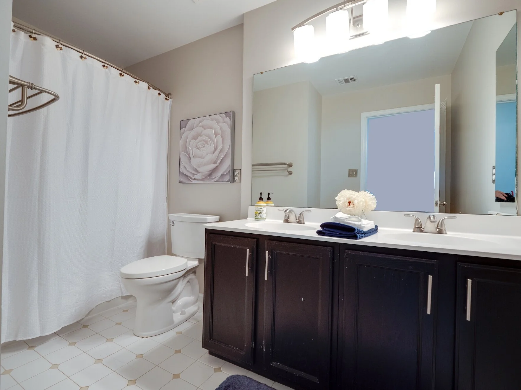 Upper Hall Bath.jpg