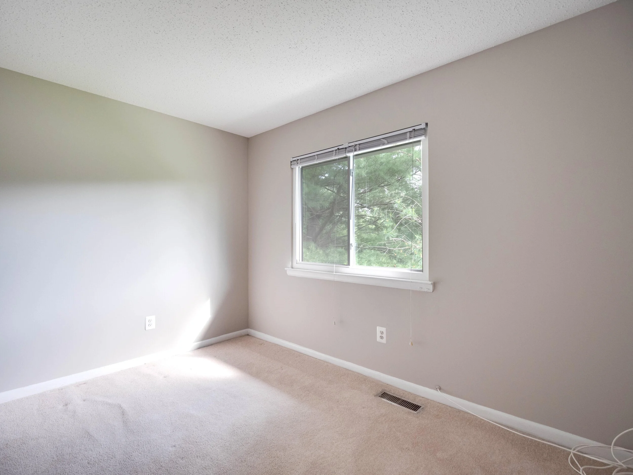 20 - Bedroom 2.jpg