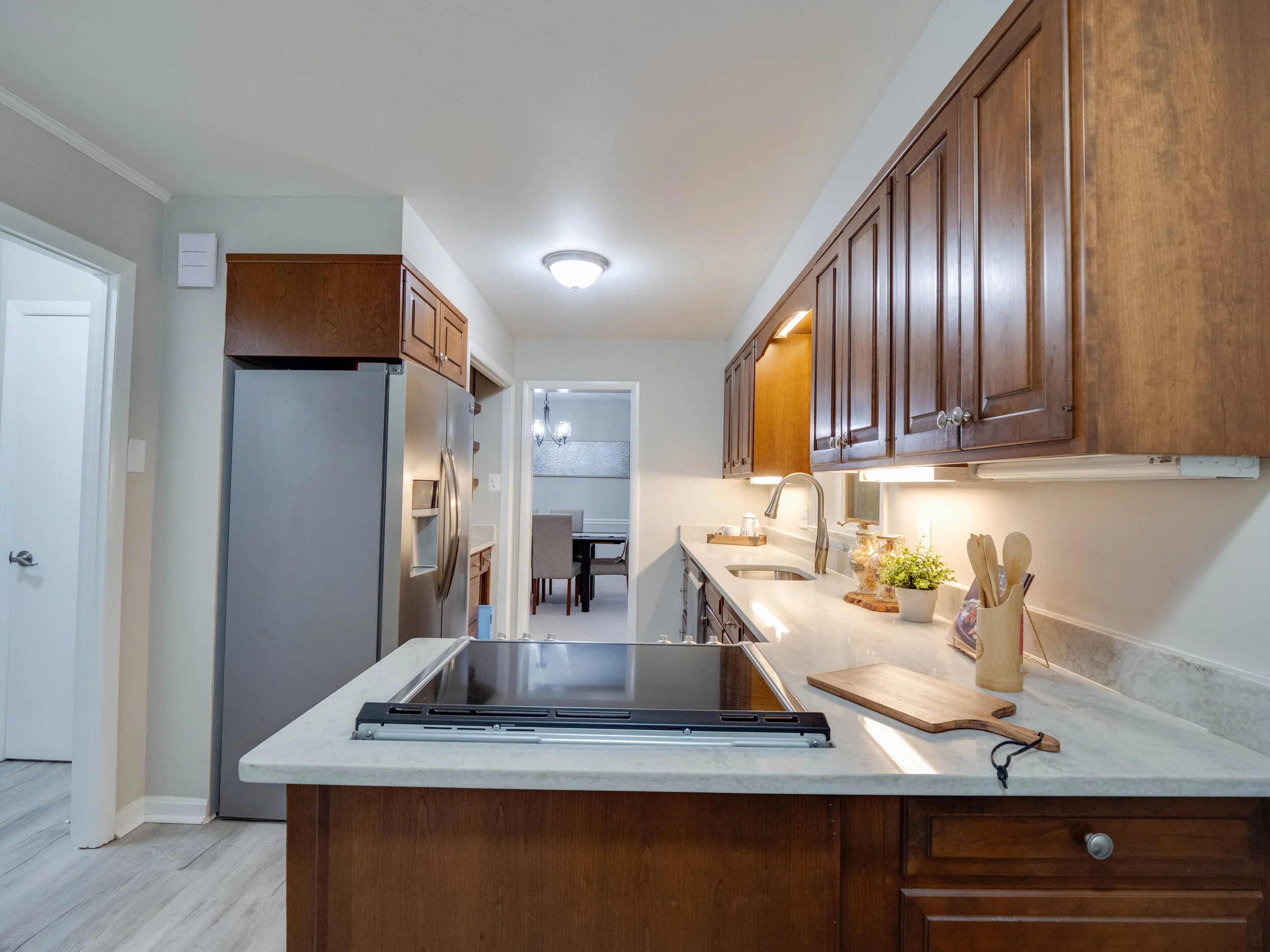 15 - Kitchen.jpg