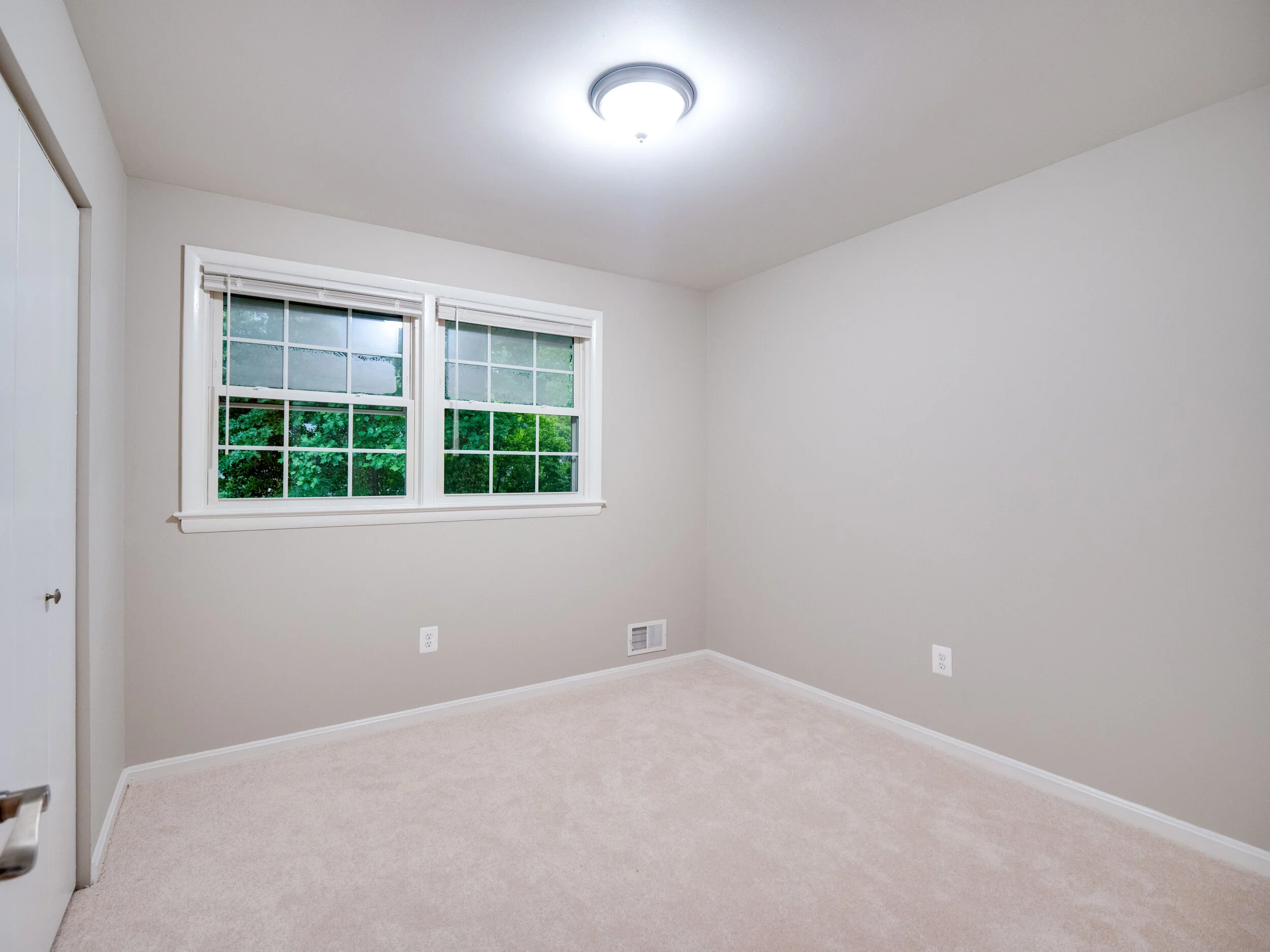 26 - Bedroom 4.jpg