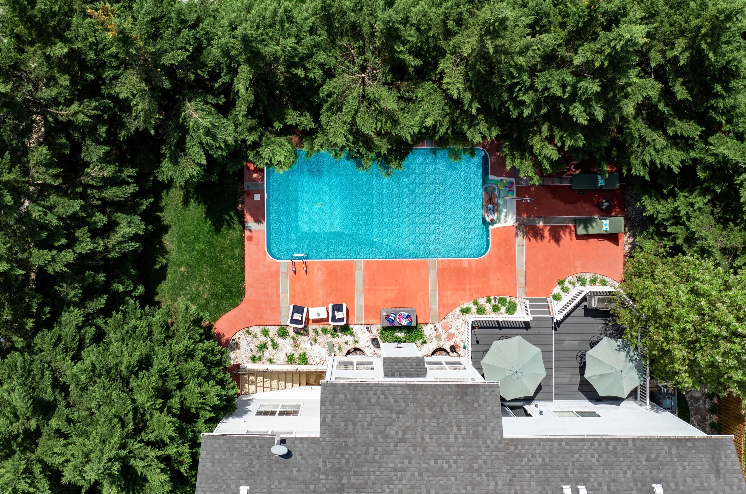 Aerial - 04 - Backyard Overhead.jpg