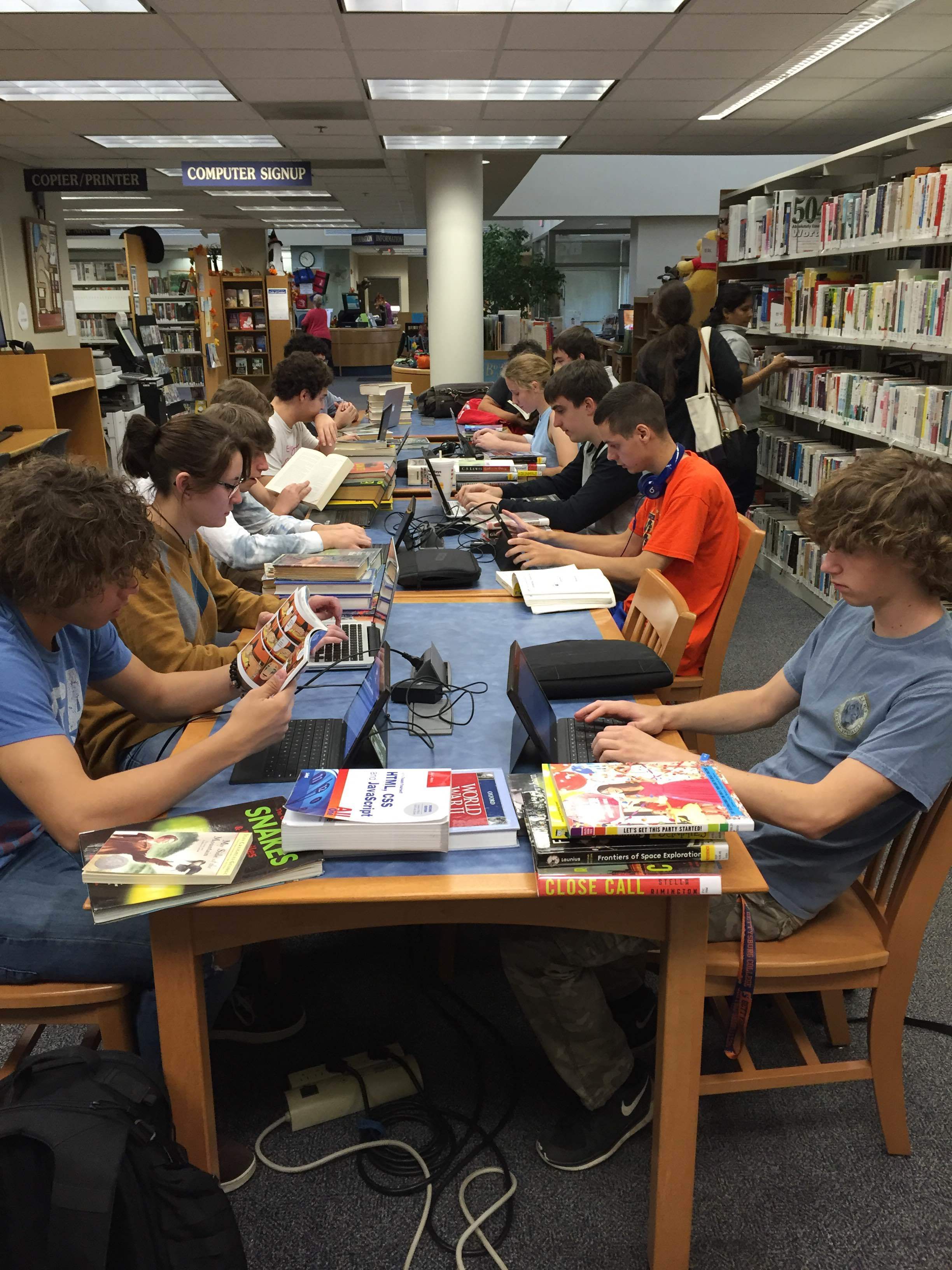 seniors library 2015.10.14.JPG