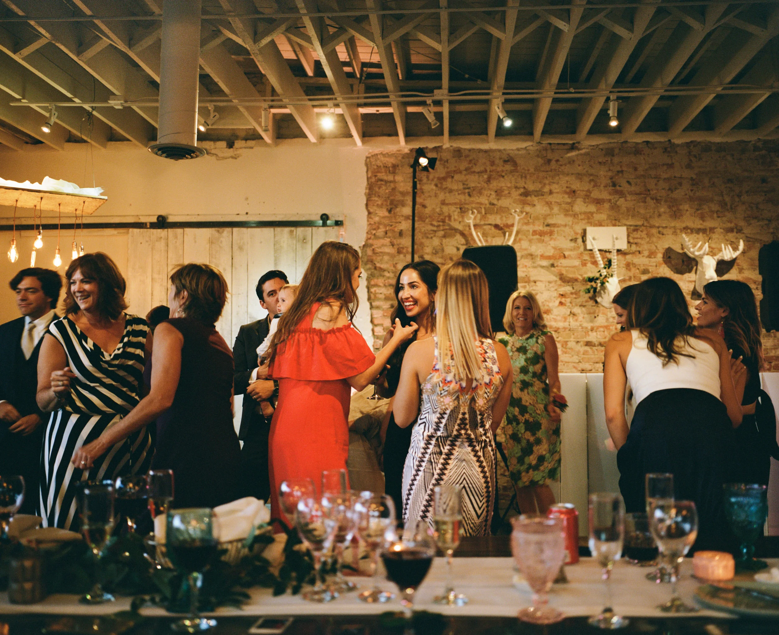161003-gavinsarah-wedding-film040.JPG