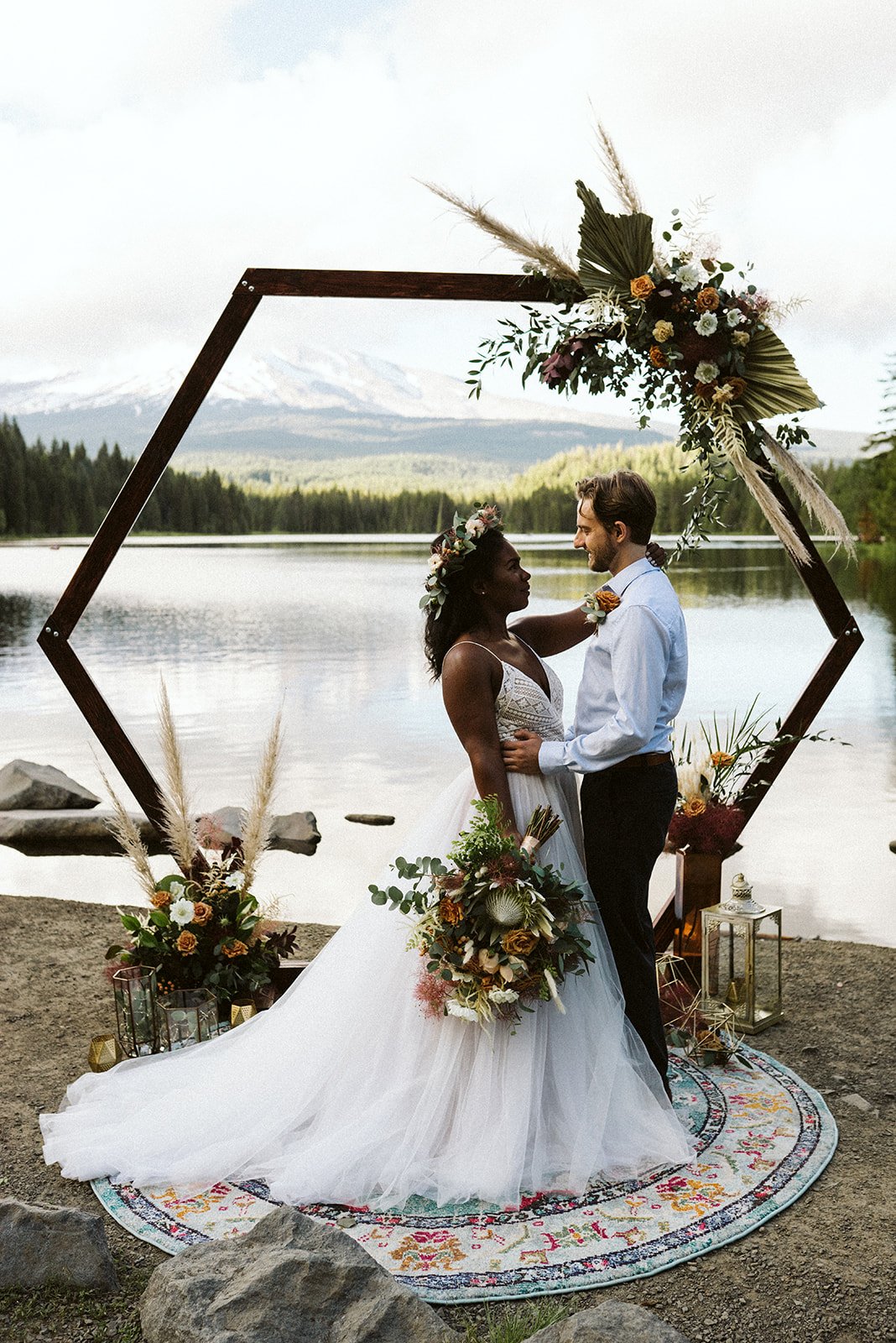 Trillium-Lake-Elopement-Mt.Hood-Wedding-Photography-Mt.Hood-Elopement-02738.jpg