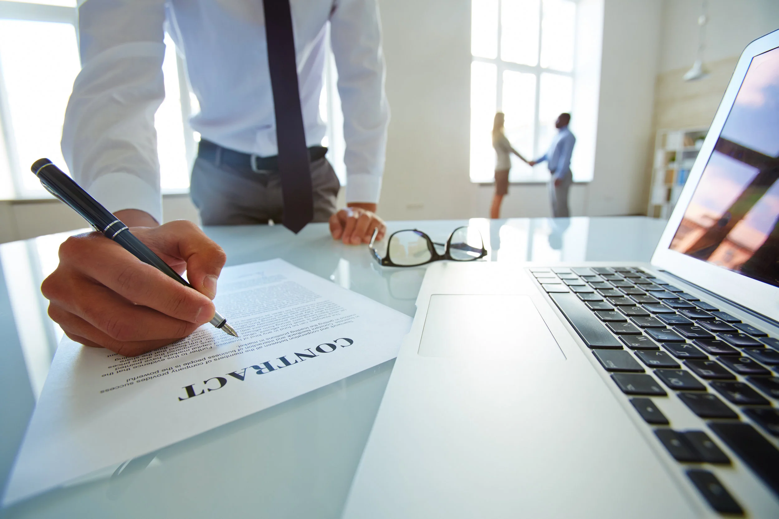 iStock-486432918 contracts.jpg