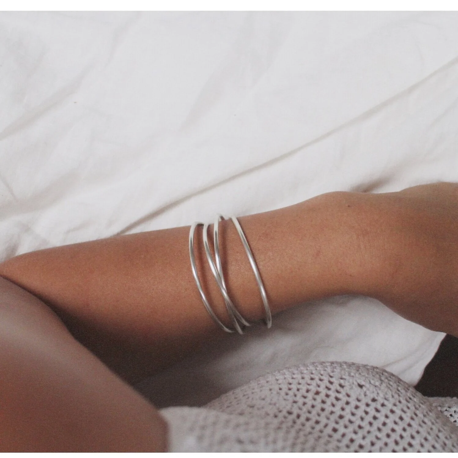 5E426FB5-C5C6-44E4-B0E2-E5ACED8FD676