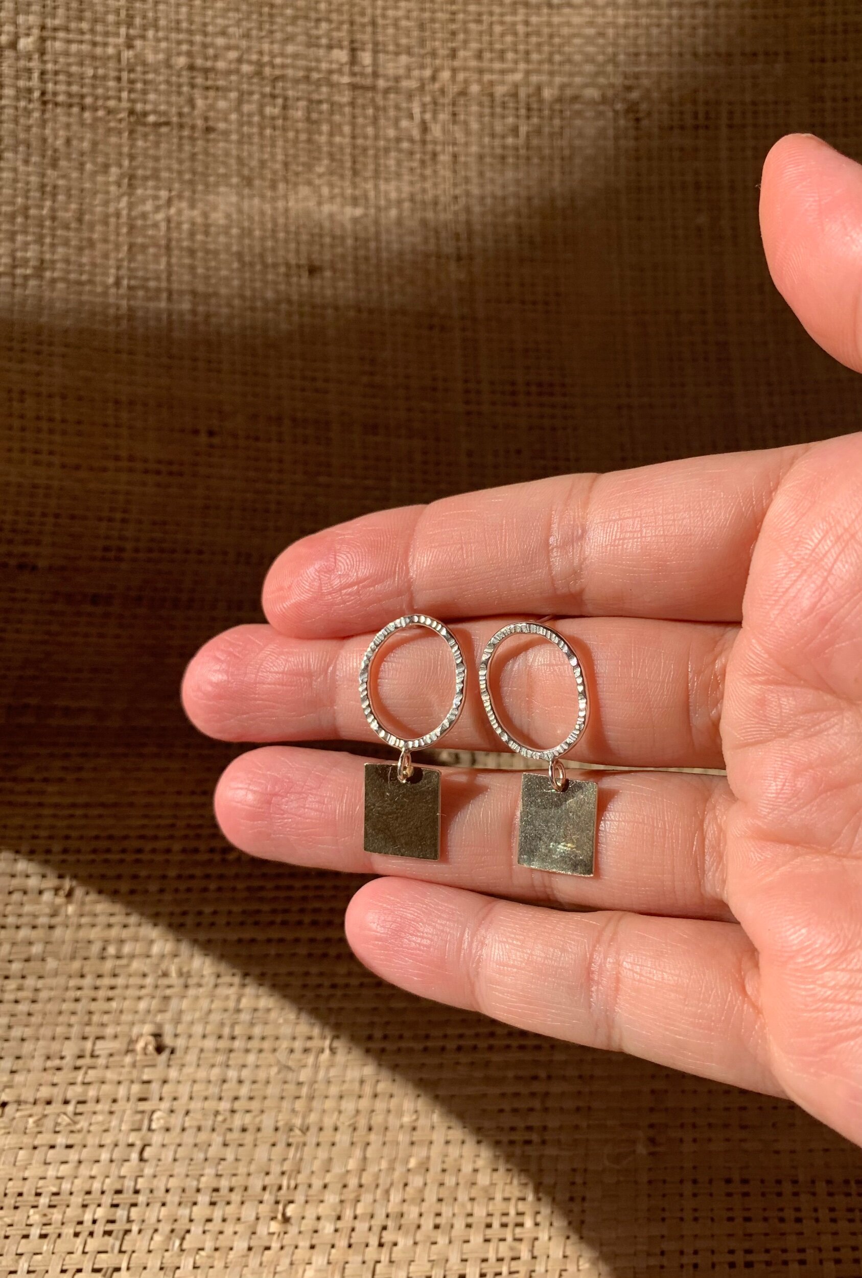 C8F93CC0-D53C-4629-89AE-ECA8FE25E5F0