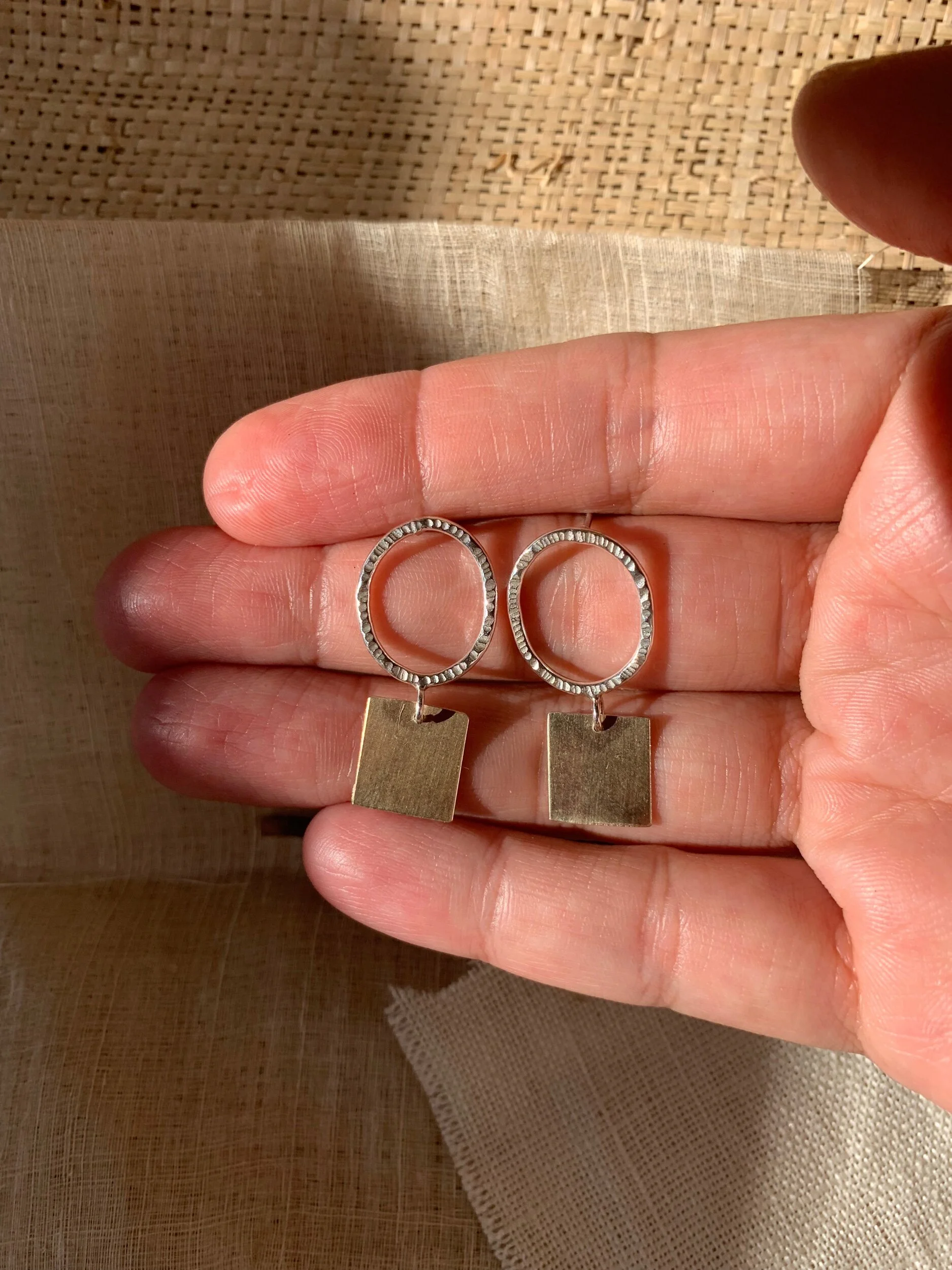 C367CB0D-F86C-493E-81CC-5F041EC1CE6F