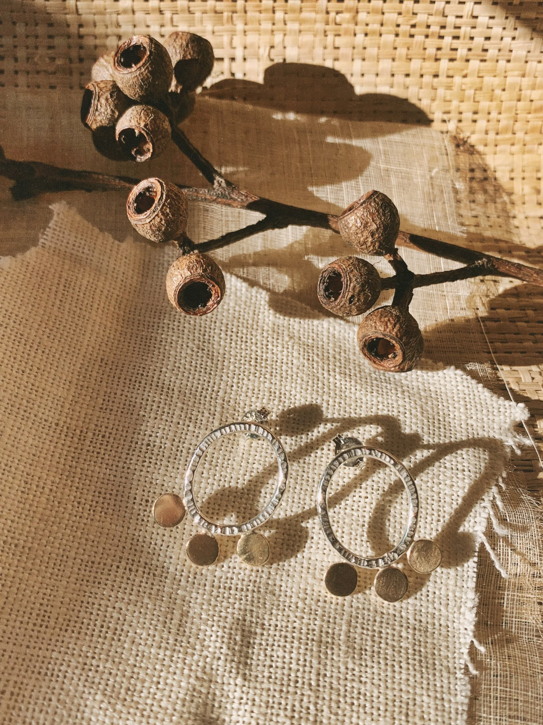 1B4079AF-D8E5-4454-AA84-FEA0CD602103