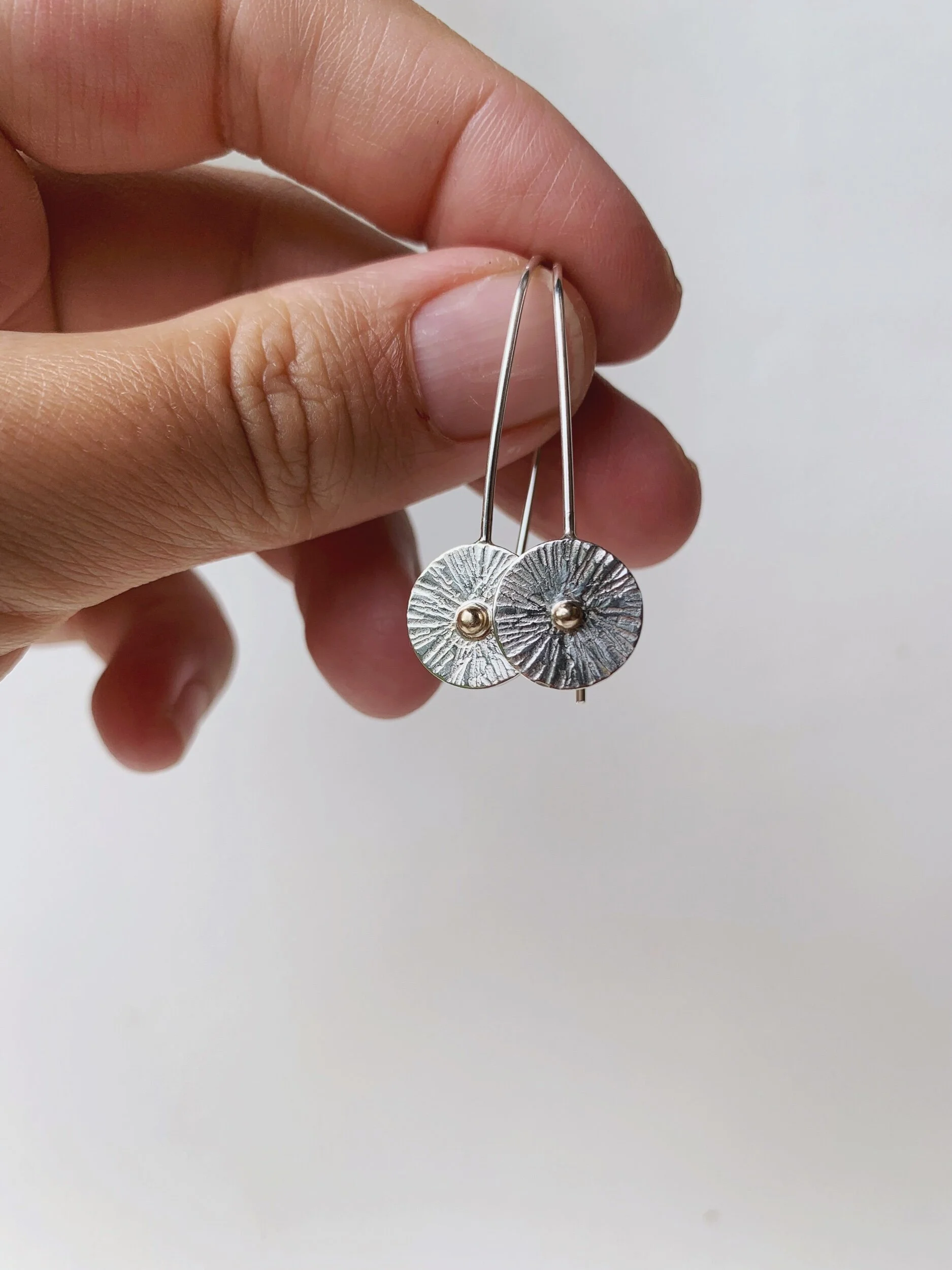 ABB10B43-216B-4C41-8112-6E838B09DE95