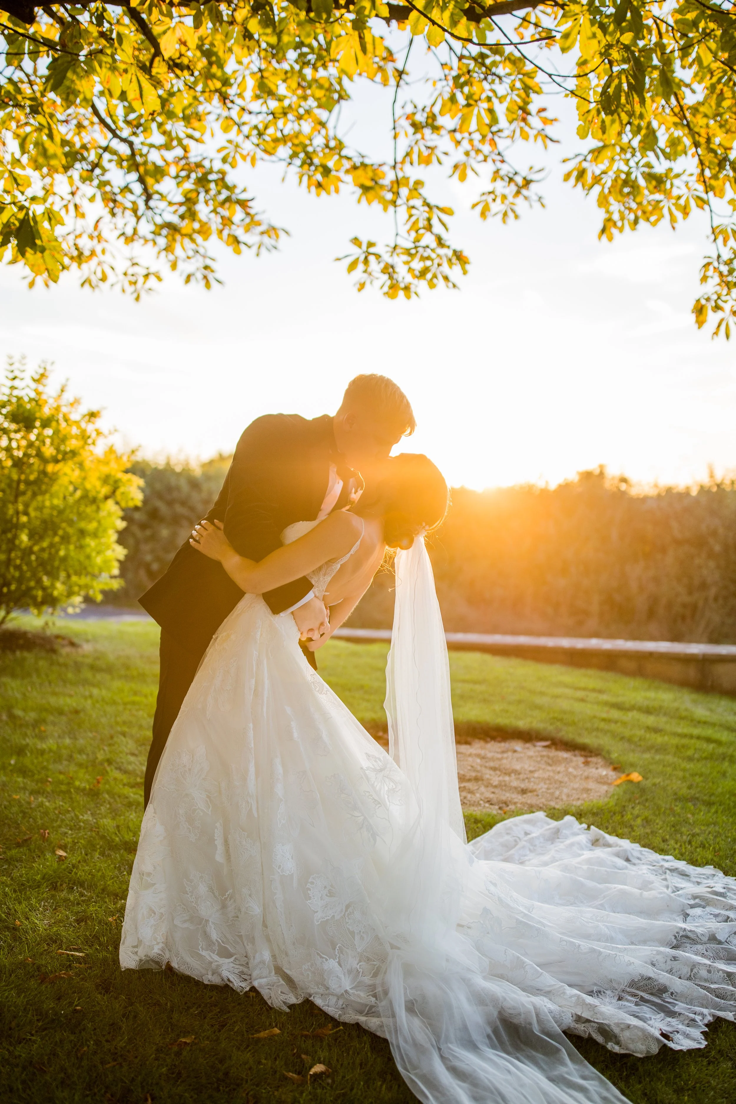 timeless, discreet, wedding photography in the Cotswolds