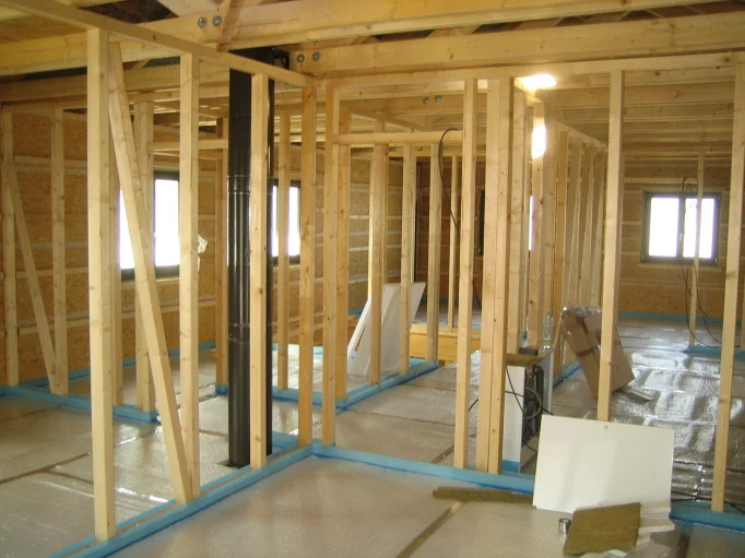 Kleneč realizace dřevostavby interiér.JPG