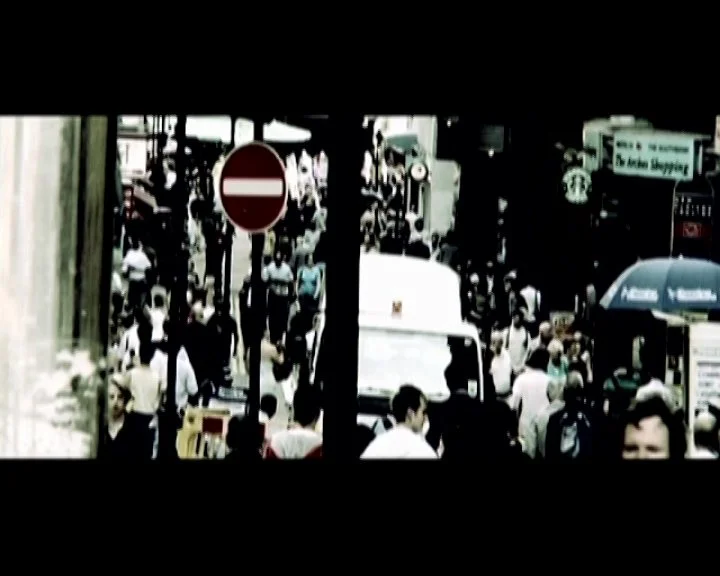 Sweet Sorrow - Sequence 4x3.00_00_38_21.Still003.jpg