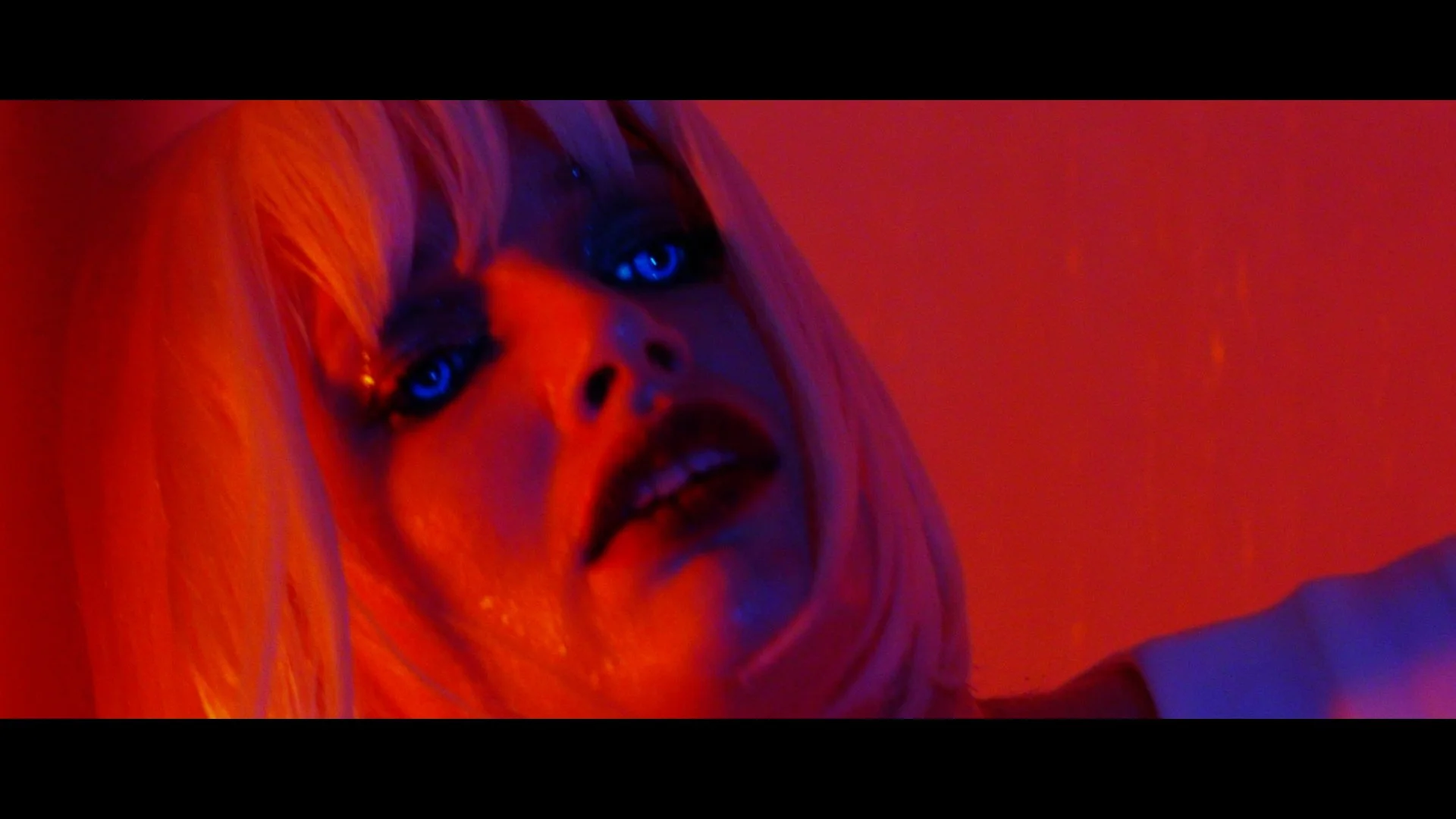 Josh Hoyer & Soul Colossal - NATURAL (music video).00_03_04_18.Still059.jpg