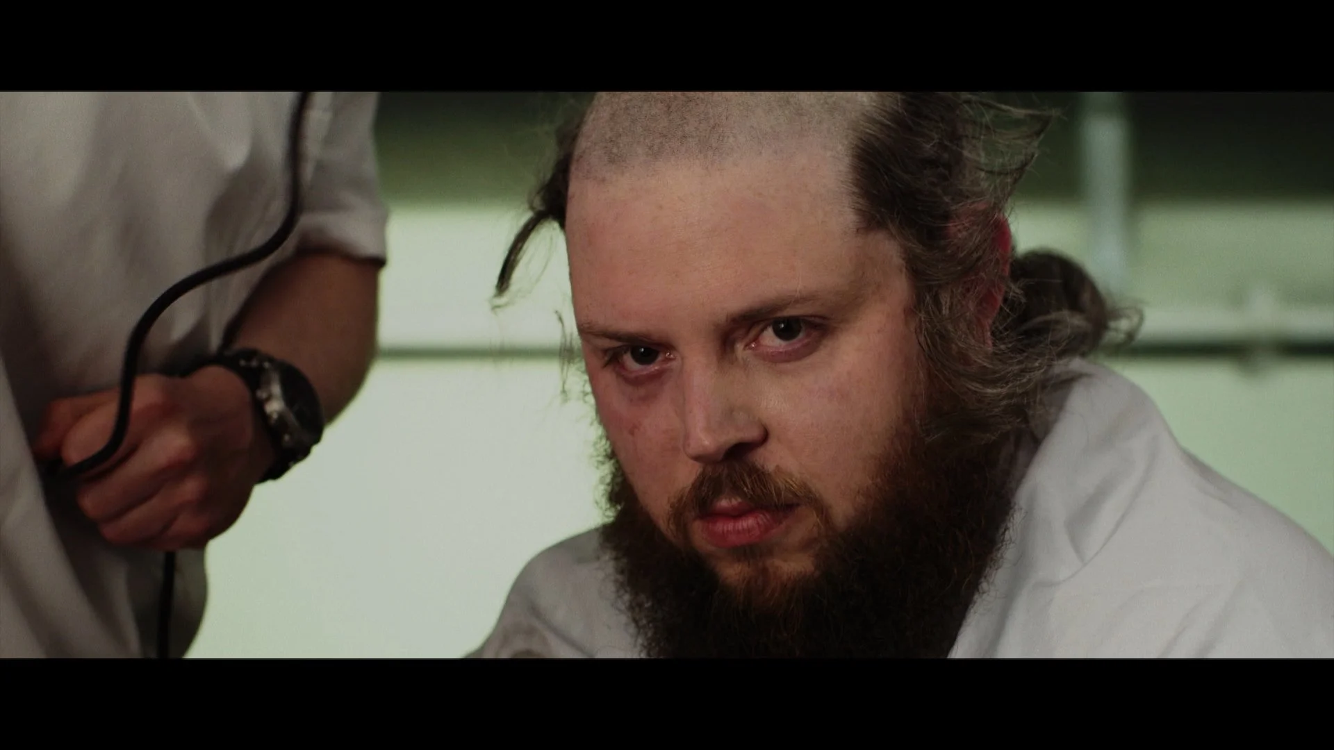 stip_of_the_dump_[feat._jehst]_-_kubrick_(music_video)_v1.00_01_59_09.Still038.jpg