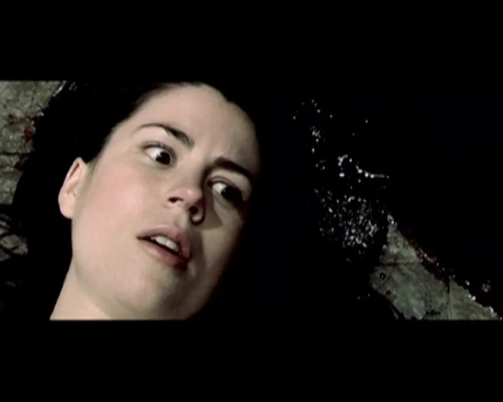 Sweet Sorrow - Sequence 4x3.00_09_42_08.Still100.jpg