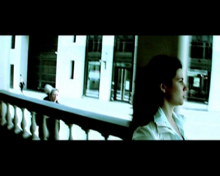 Sweet Sorrow - Sequence 4x3.00_03_06_17.Still029.jpg