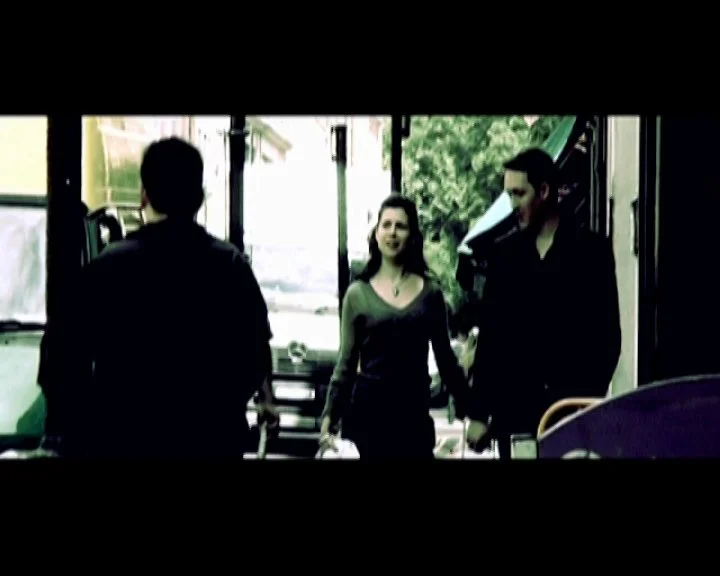 Sweet Sorrow - Sequence 4x3.00_05_59_16.Still064.jpg
