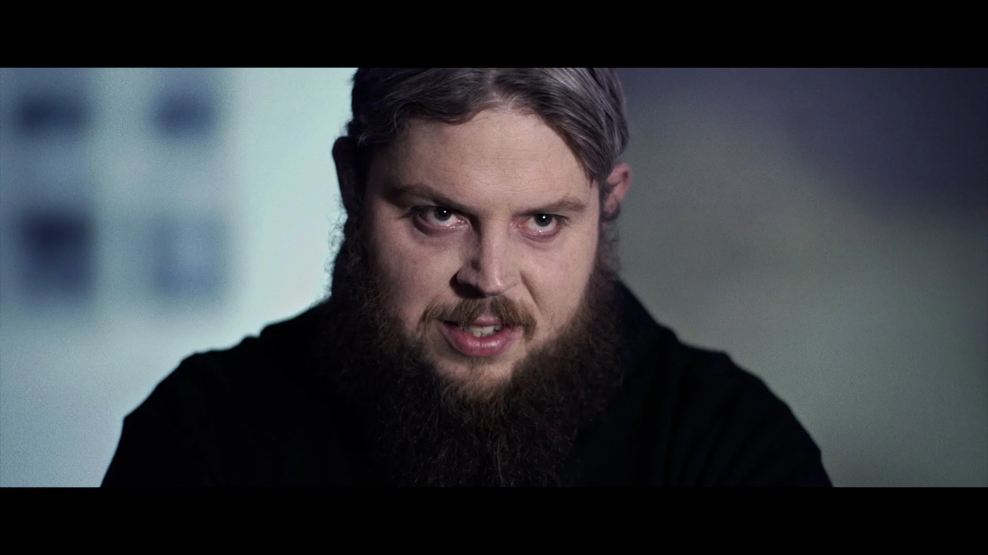 stip_of_the_dump_[feat._jehst]_-_kubrick_(music_video)_v1.00_00_07_03.Still003.jpg