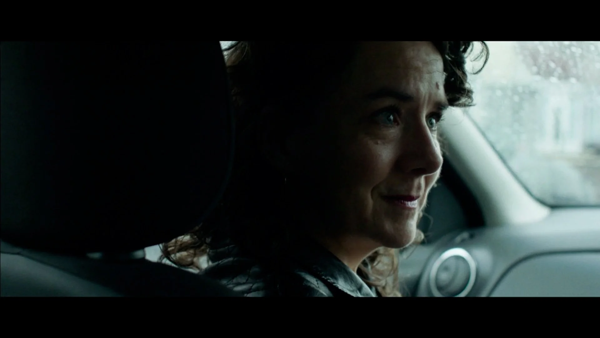 jack_rose_-_chasing_cars_(music_video) (1080p).00_03_21_15.Still041.jpg