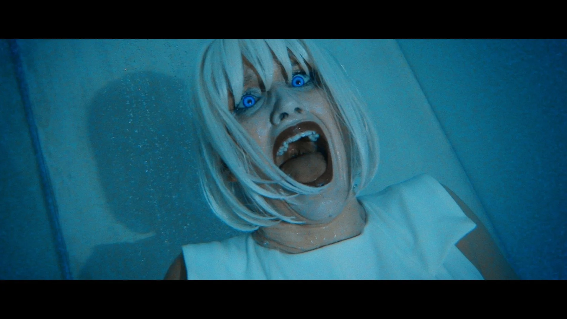 Josh Hoyer & Soul Colossal - NATURAL (music video).00_03_01_19.Still057.jpg