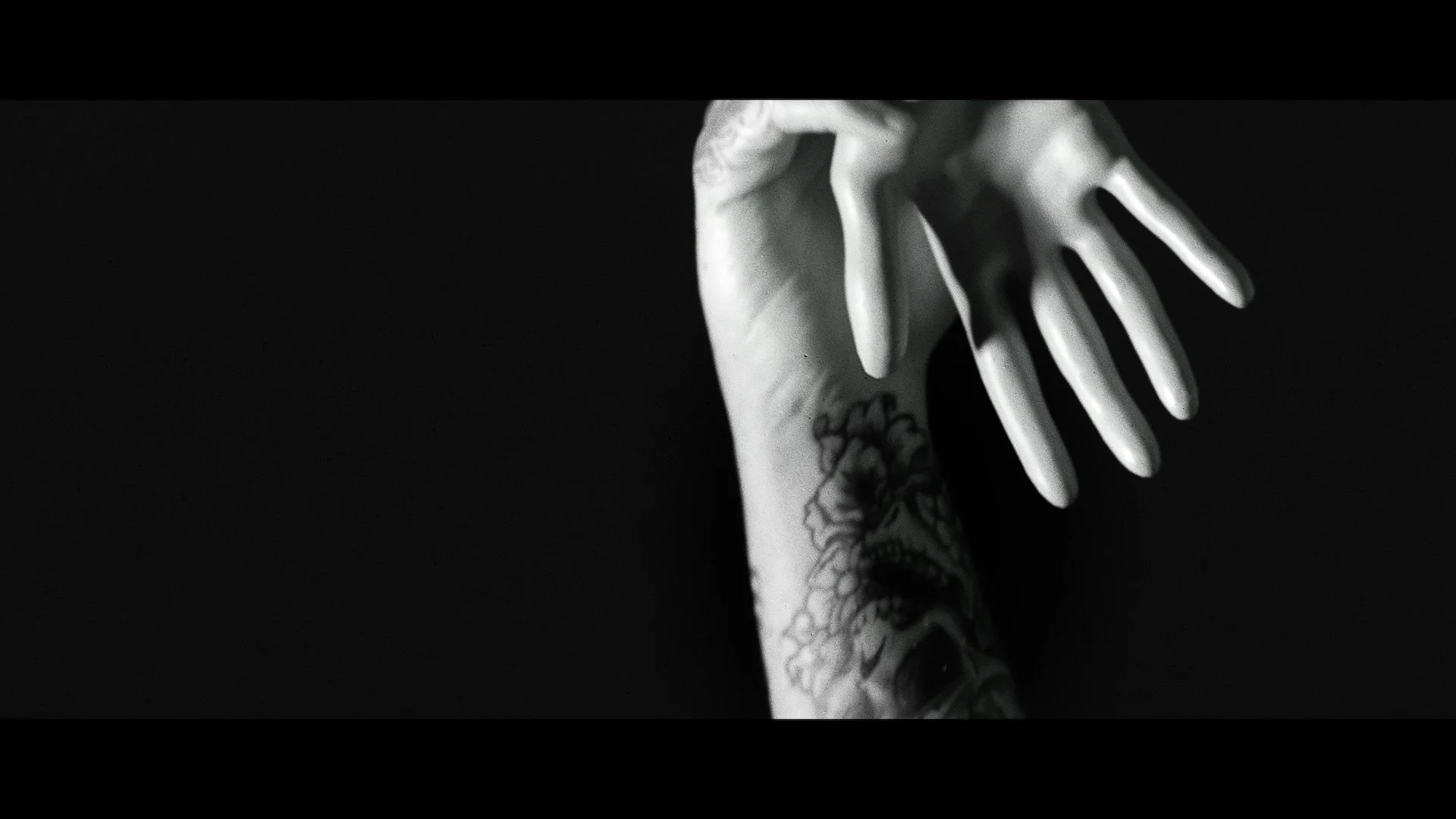 stip_of_the_dump_[feat._jehst]_-_kubrick_(music_video)_v1.00_00_06_19.Still002.jpg