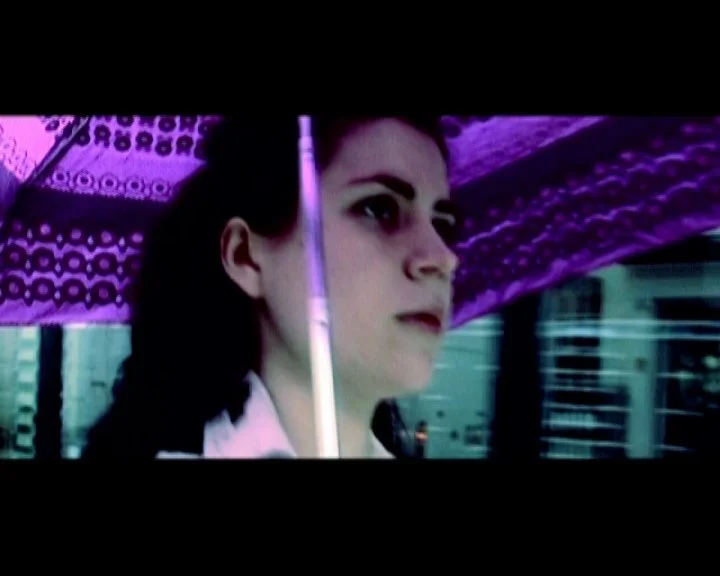 Sweet Sorrow - Sequence 4x3.00_04_39_15.Still050.jpg