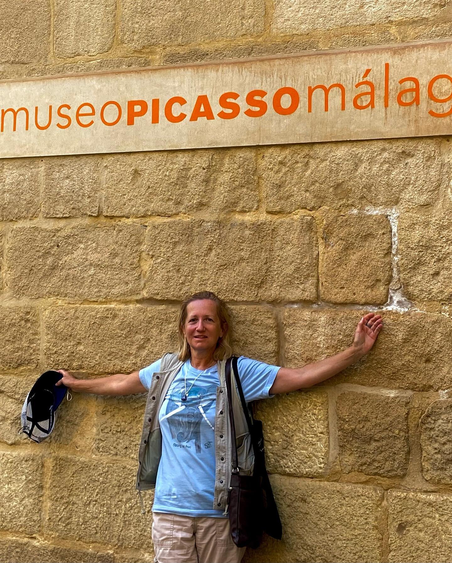 Inspiring visit to @museumpicassomalaga 
@elephantartbysamanthataylor 
@malagainspain 
#artinspirations 
#arttraveller 
#picasso
#artists