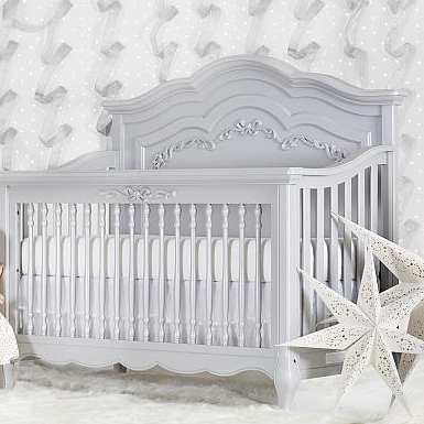 ...all the reviews say the paint chips off and ends up in your baby's mouth. 