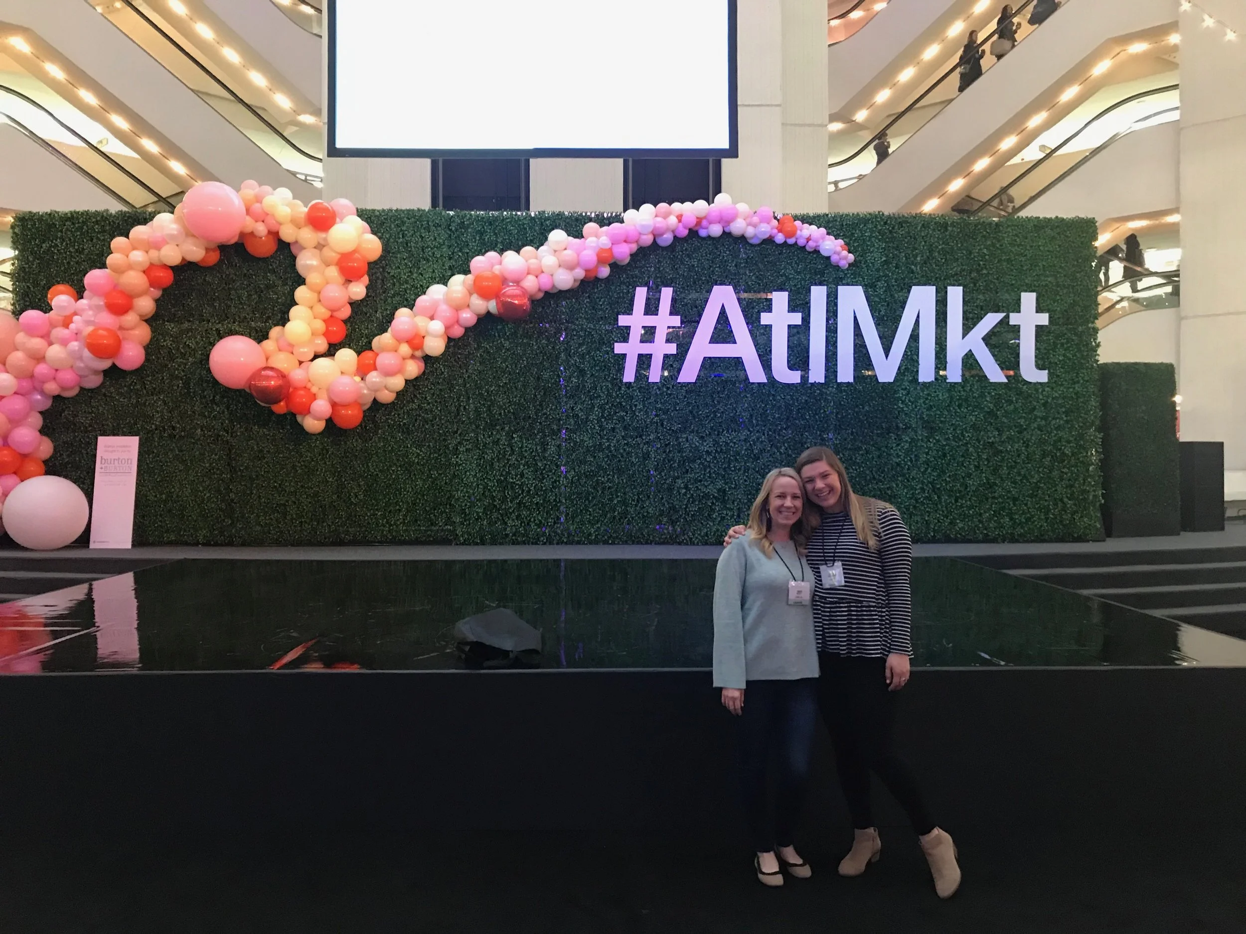 Peak at the backdrop of the main stage...looks like ours, Laura is ahead of the design trends!