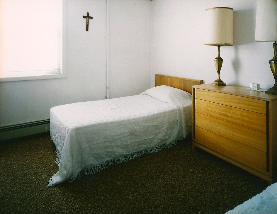 bros-guestroom-for-web.jpg