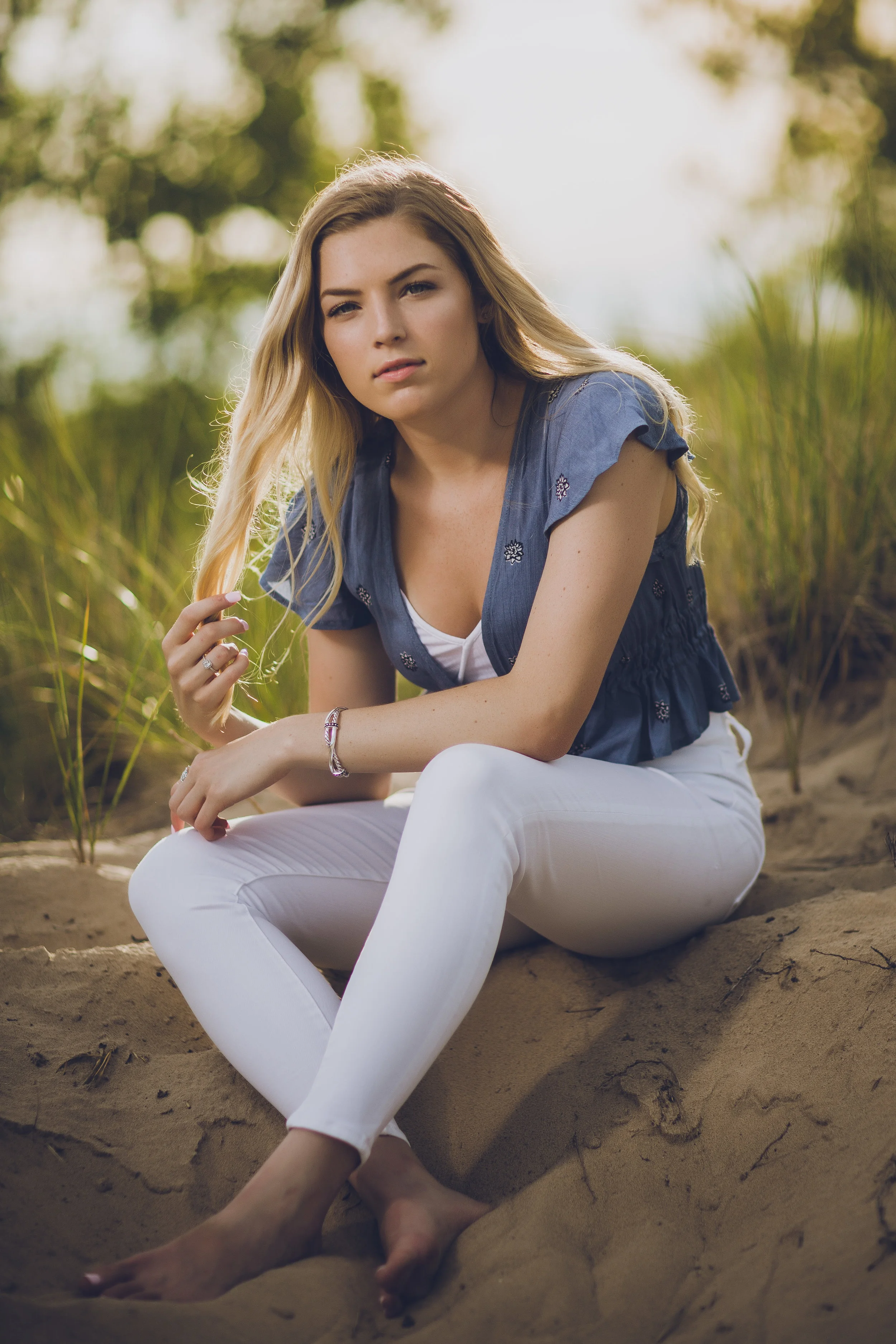 Ashley Lakomek