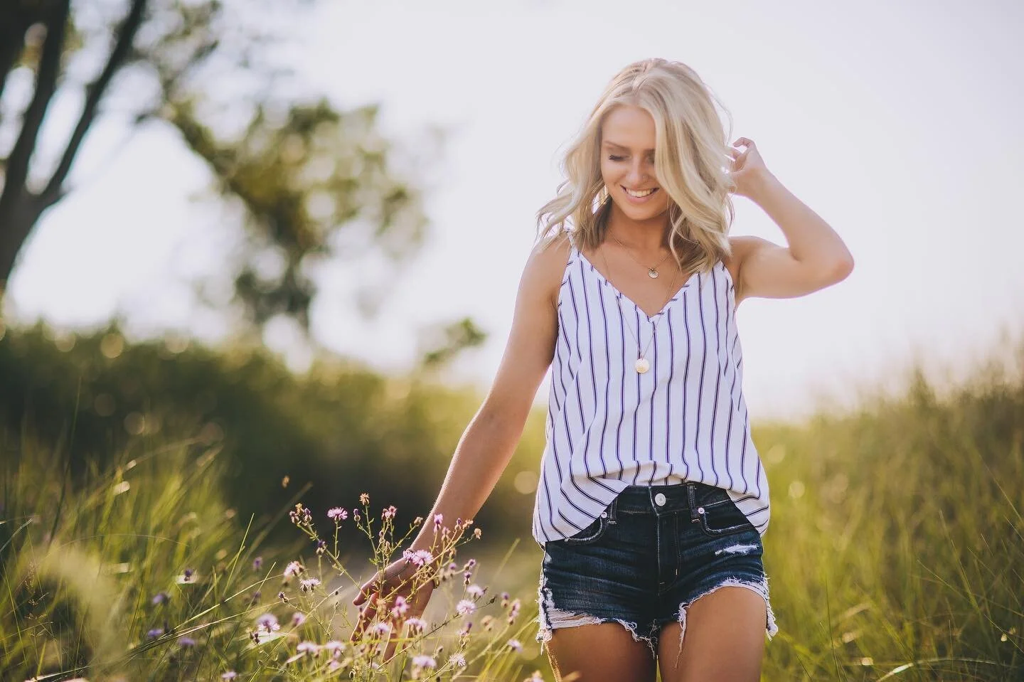 Nobody is perfect and many things are completely out of our control.  The one thing we can control is our mindset.  We get to choose if we want to be positive or not.  @sophiewriight gives us a good reminder (link in bio) #pcambassador #219seniors #p
