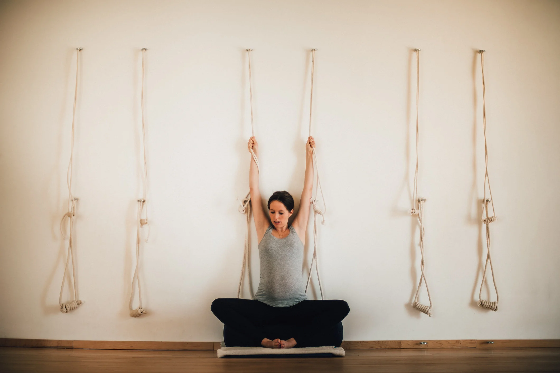 Iyengar_Yoga-12.jpg
