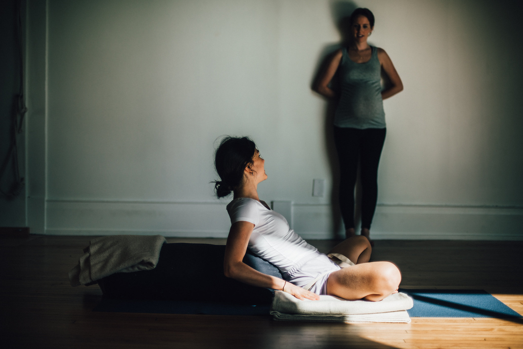 The Iyengar method of teaching uses demonstration, precise instruction of position and actions to be practiced within a posture, and re-demonstration and correction if needed.