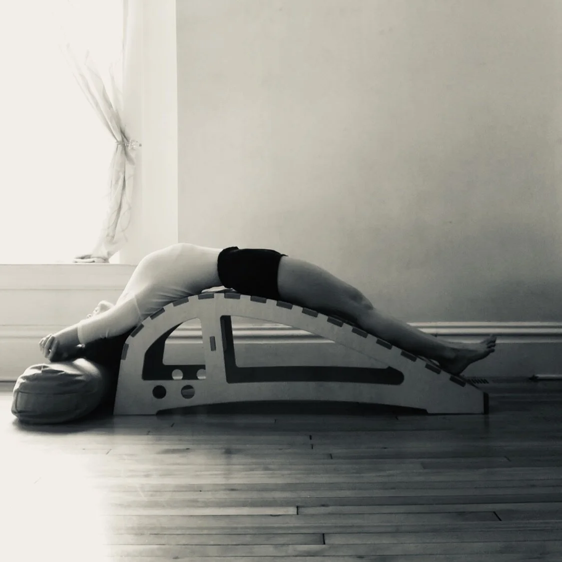 Dwi Pada Viparita Dandasana -  supported variation