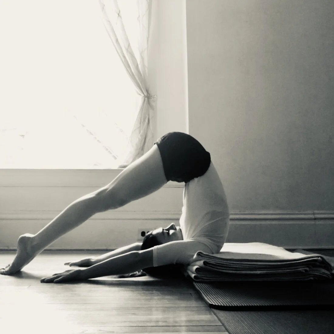 Niralamba Halasana