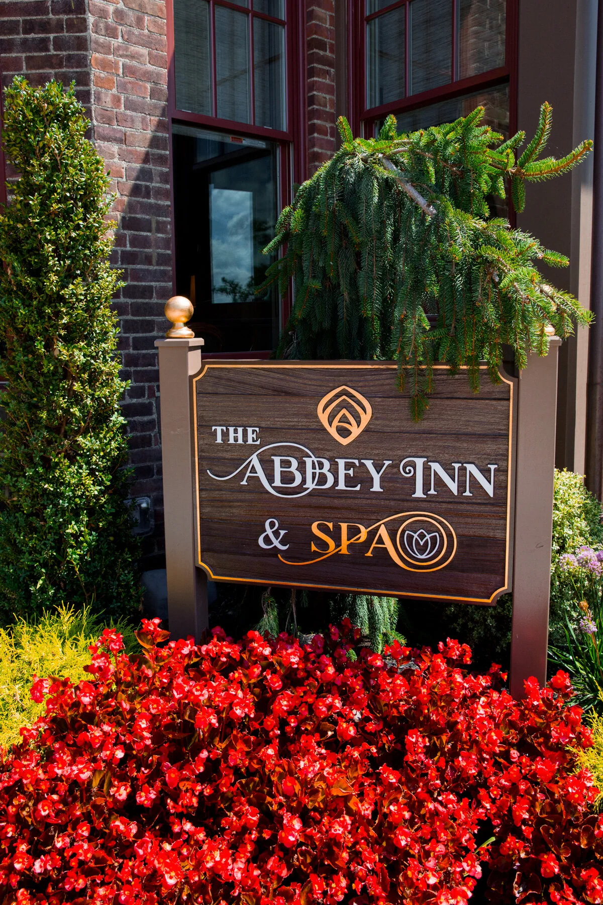 Take A Peek Inside The Abbey Inn And Spa — Little But Fierce ...